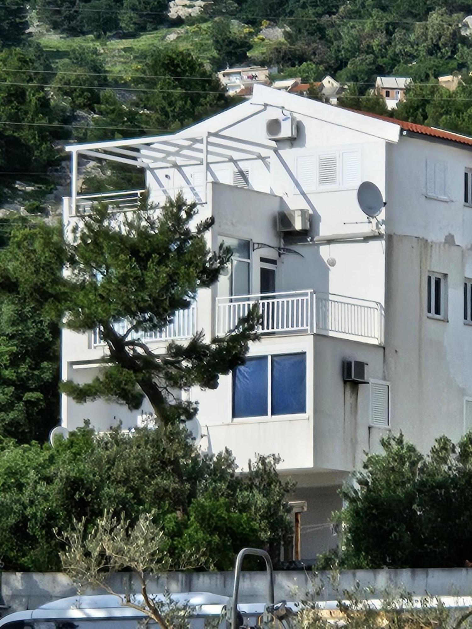 Apartment Eny Baška Voda Екстериор снимка