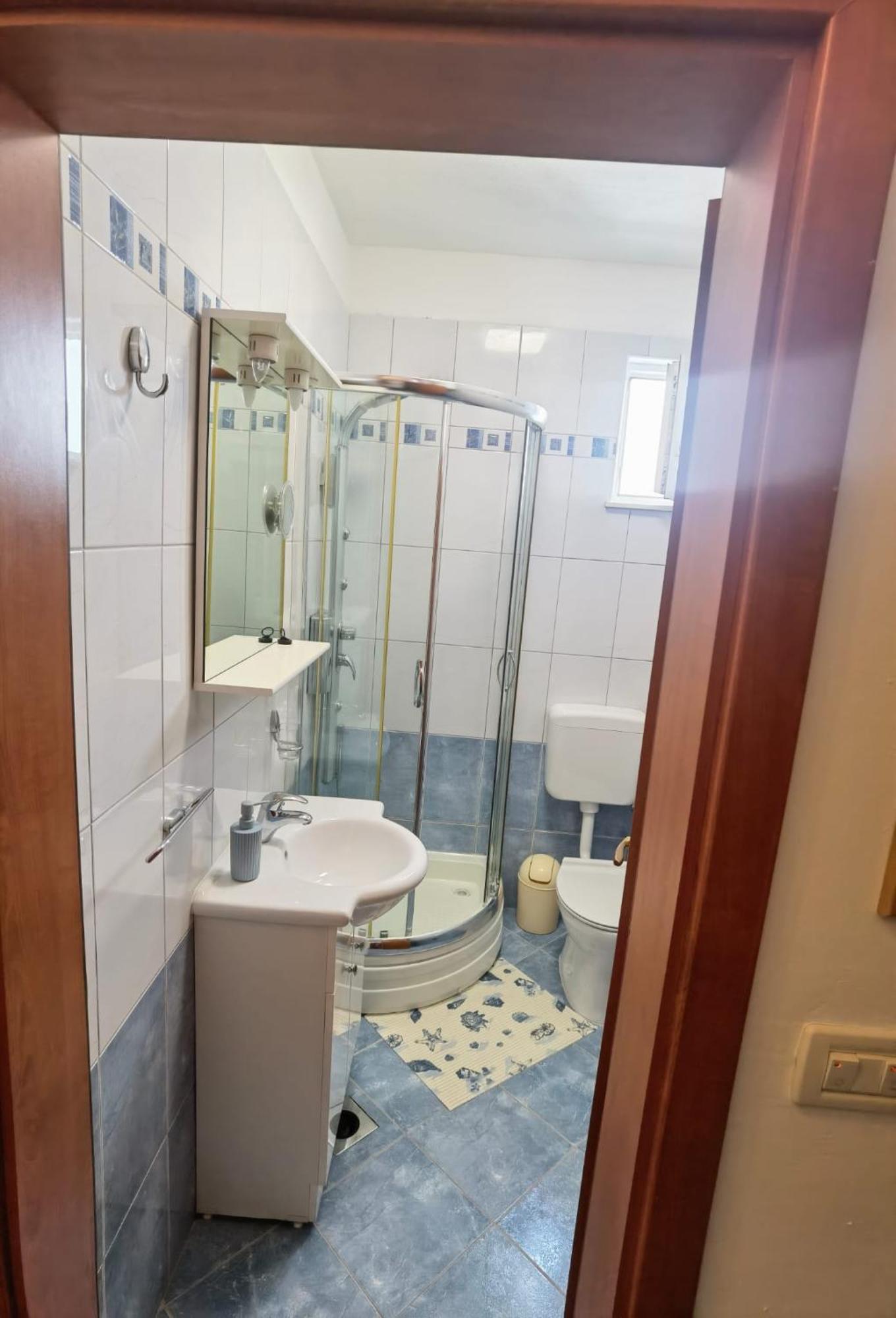 Apartment Eny Baška Voda Екстериор снимка